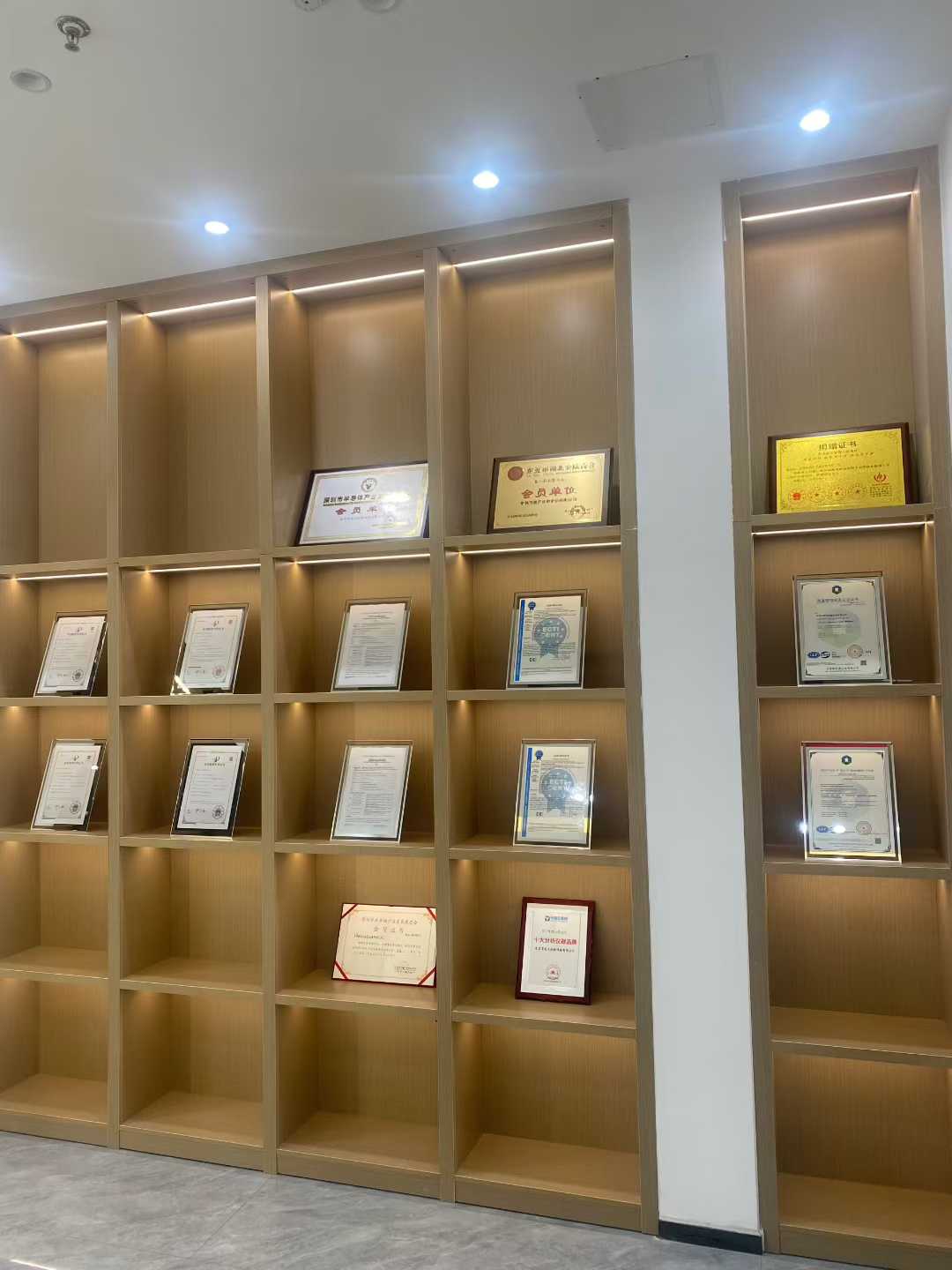 1768267065287580.jpg 微信圖片_2026-01-10_101325_769.jpg